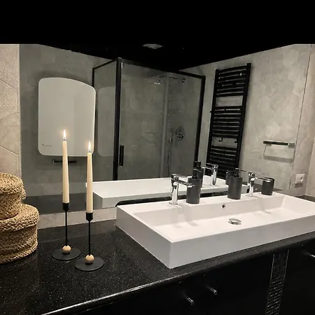 Appartement Candlelight Boutique In The Heart Of Trieste